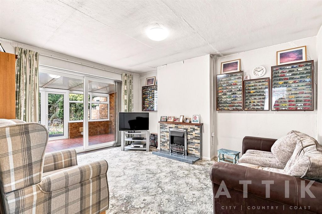 Property photo 2 of 26 Firwood_018.Jpg