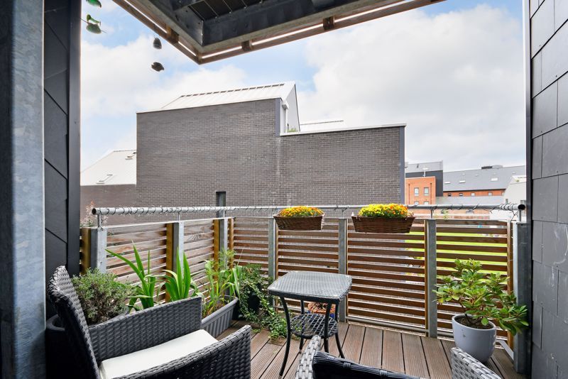 Property photo 1 of 17 Balcony