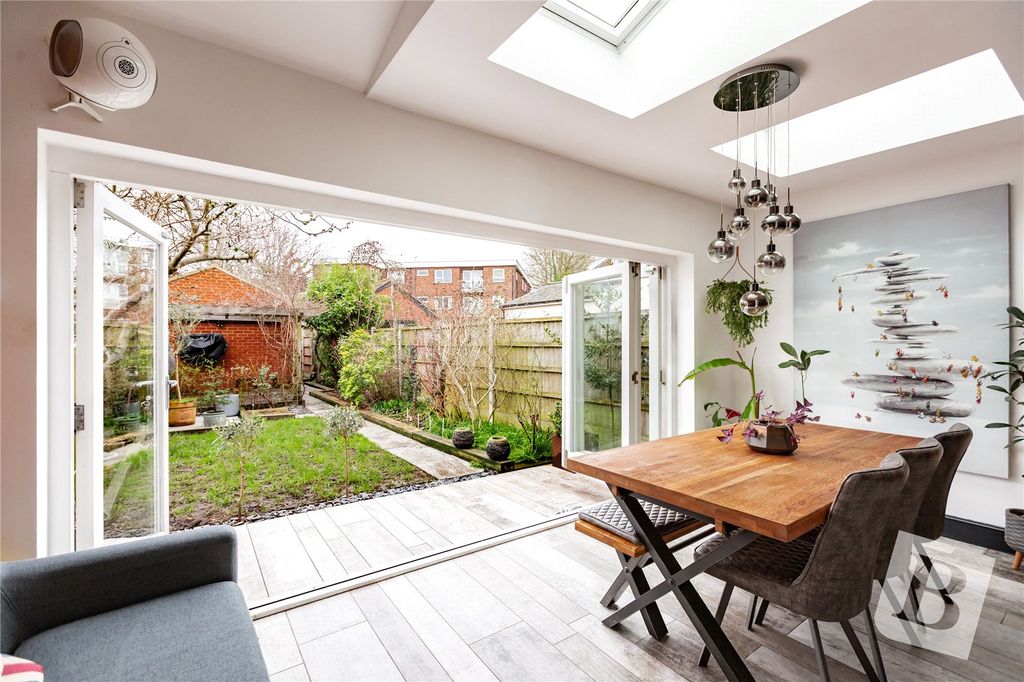 Property photo 3 of 25 Picture No. 26