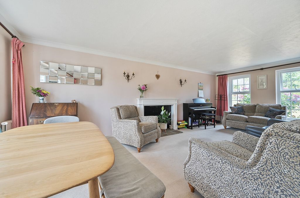 Property photo 3 of 15