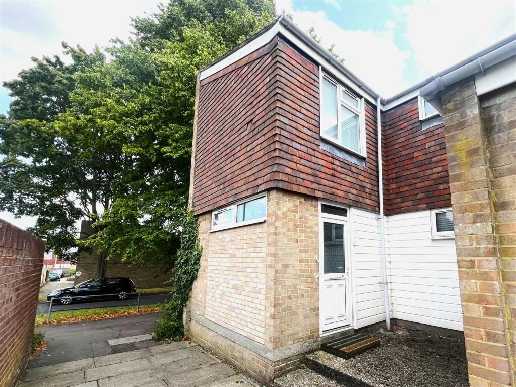 Property photo 1 of 13 Exterior