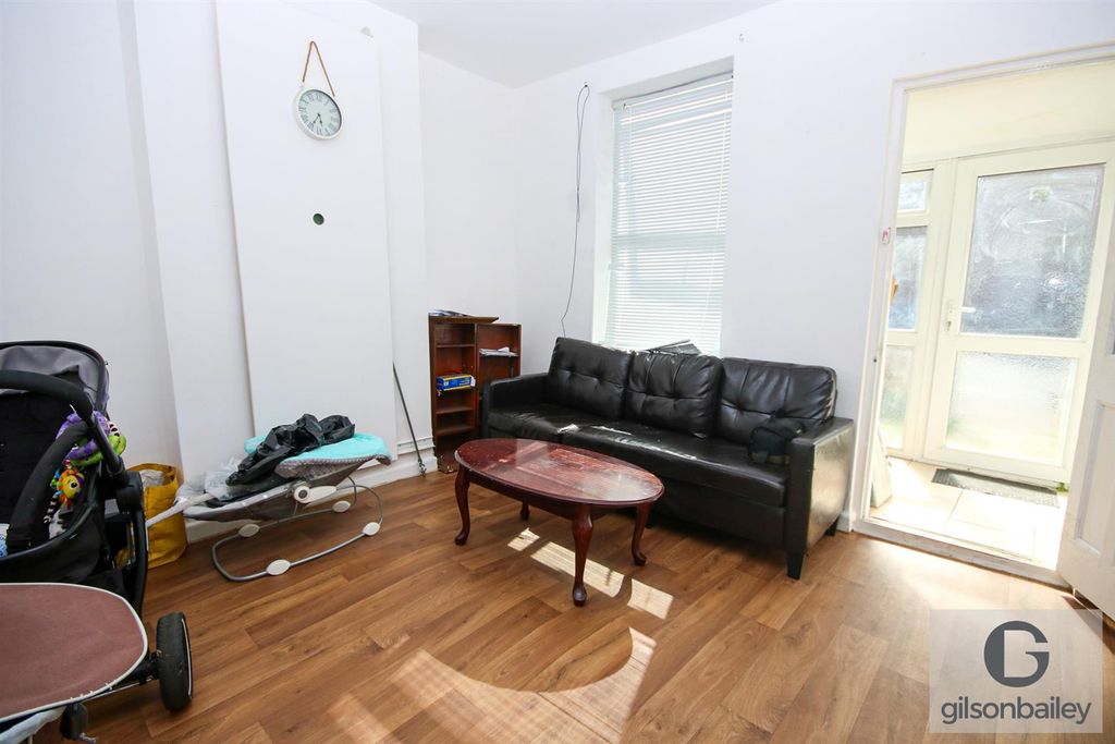 Property photo 2 of 8 Img_4401-2.Jpg