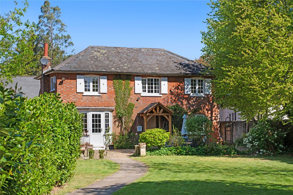 Property photo 1 of 25 Picture No. 37