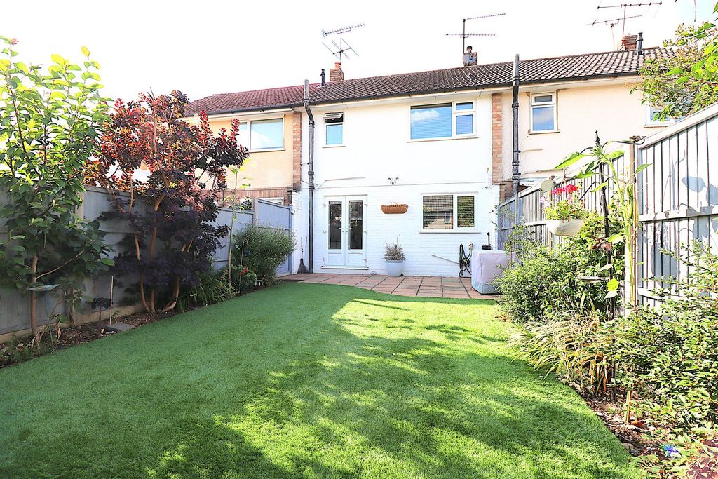 Property photo 2 of 14