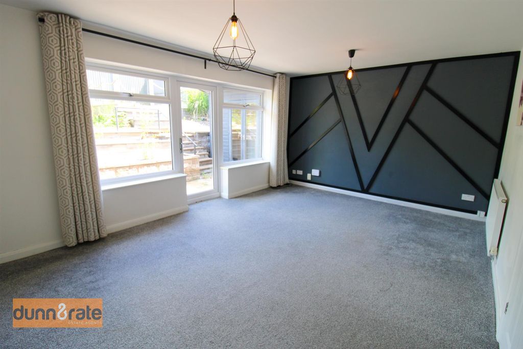 Property photo 2 of 14 Img_3402.Jpg