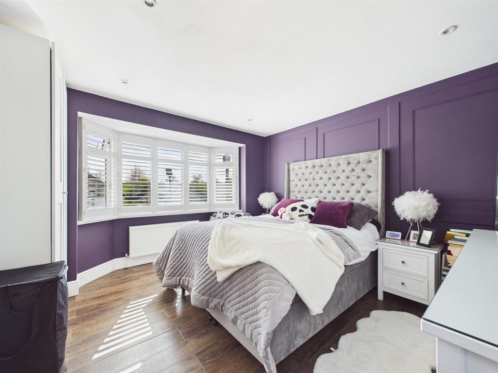 Additional image 11 of 5 bed detached house for saleMead Way, Coulsdon CR5
