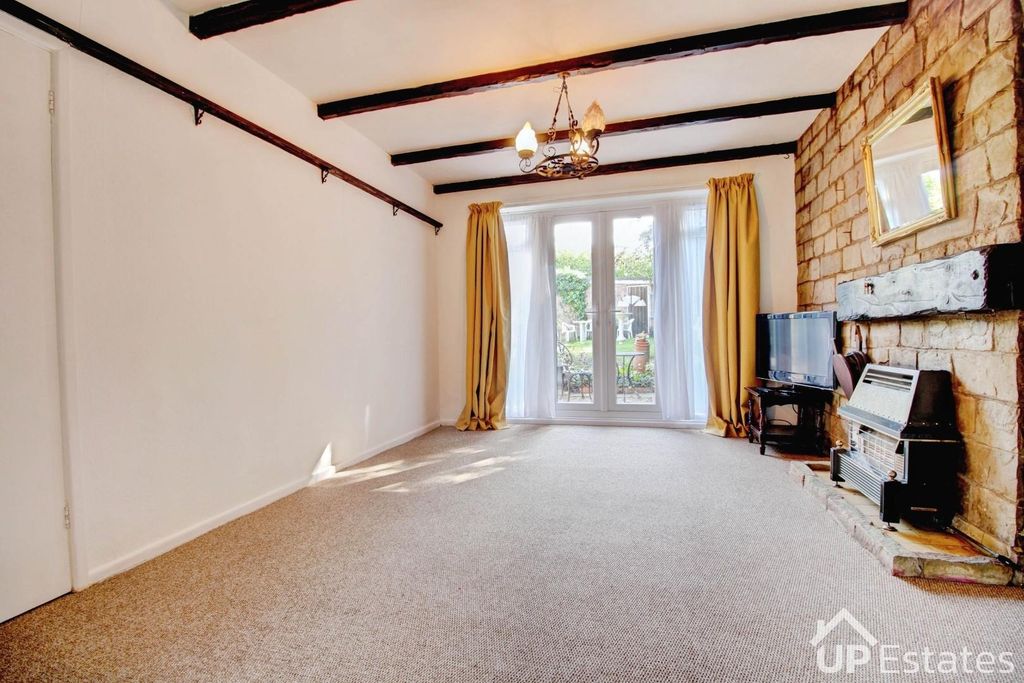 Property photo 3 of 32