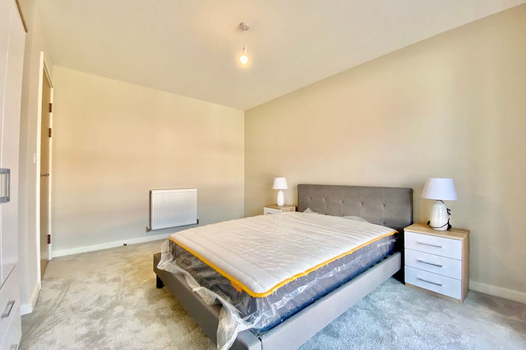 Property photo 3 of 12 Photo 03