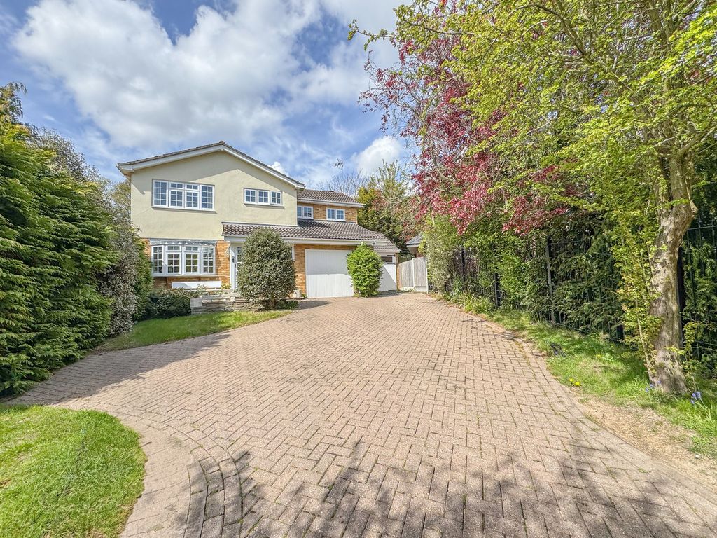 Property photo 1 of 35