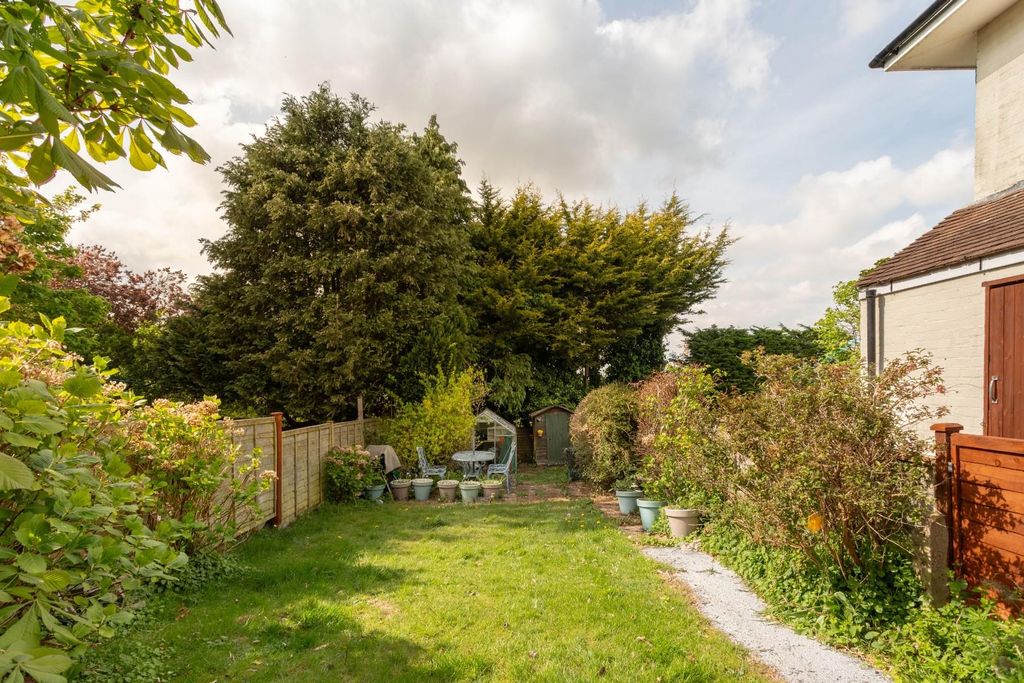 Property photo 2 of 17 Carden Hill-15.Jpg