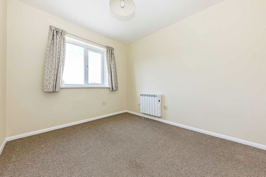 Property photo 3 of 4