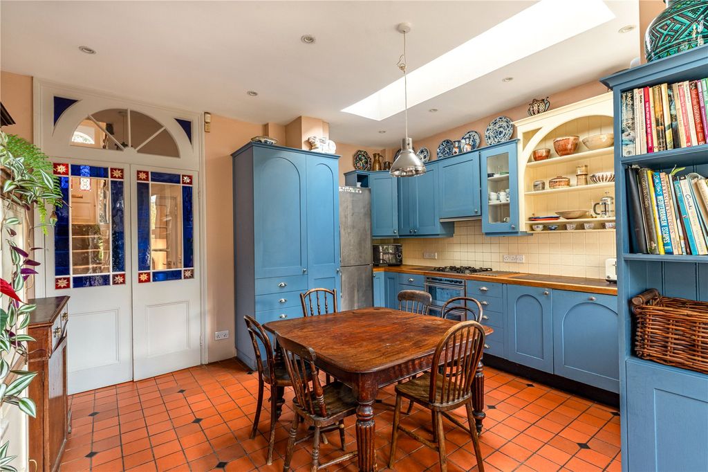 Property photo 3 of 27 Picture No. 64