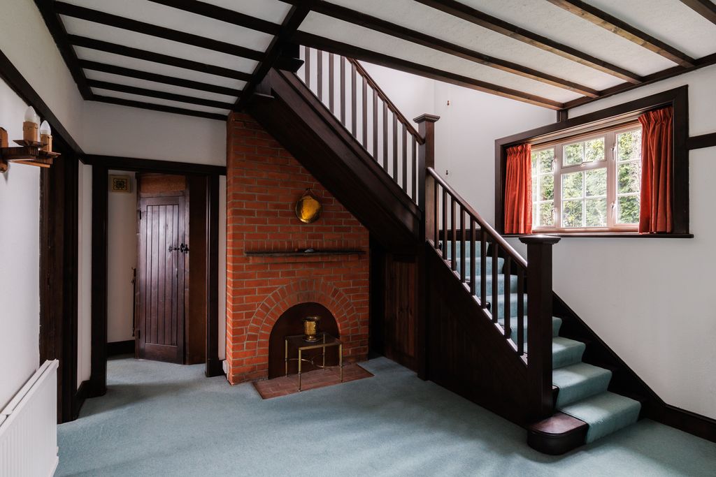 Property photo 3 of 34 338790 - Falcon House, 5, Drummond Road, Swanage-36.Jpg