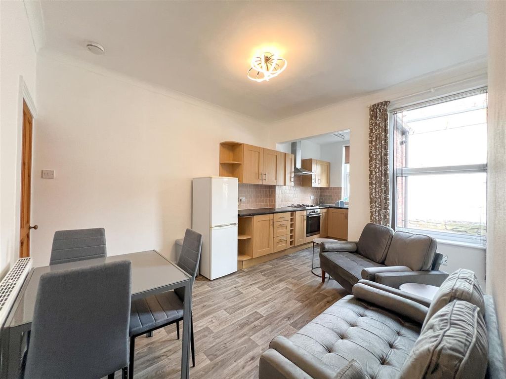 Property photo 2 of 10 Img_8823 2.Jpg