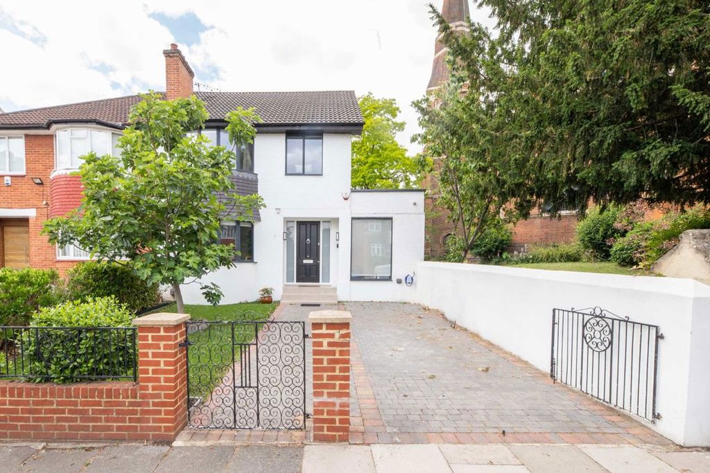 Property photo 1 of 13