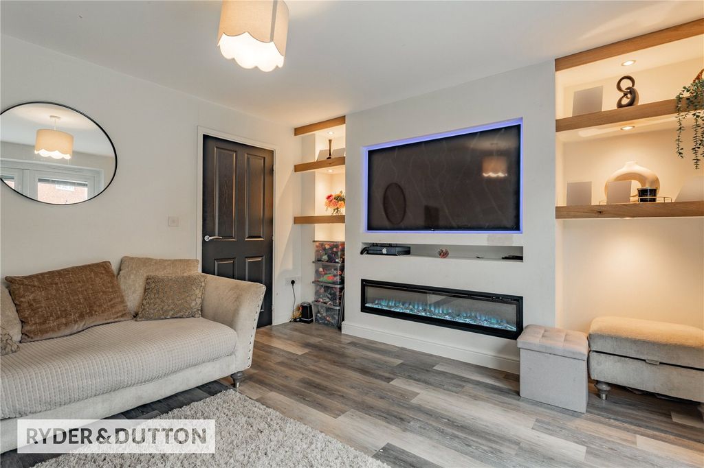 Property photo 3 of 28 Picture No. 21