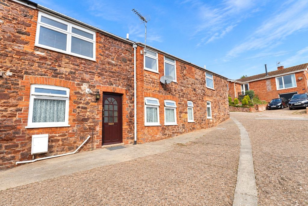 Property photo 1 of 10 Picture No. 04