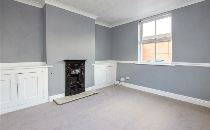 Property photo 2 of 7