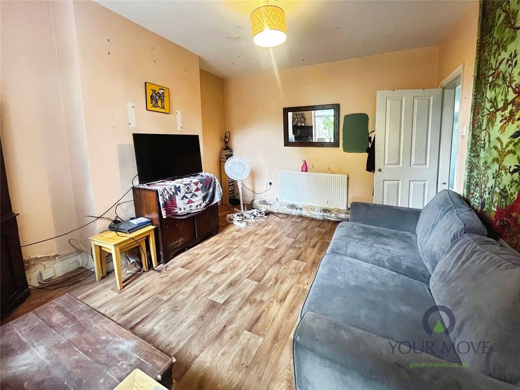 Property photo 2 of 9 Dining Room