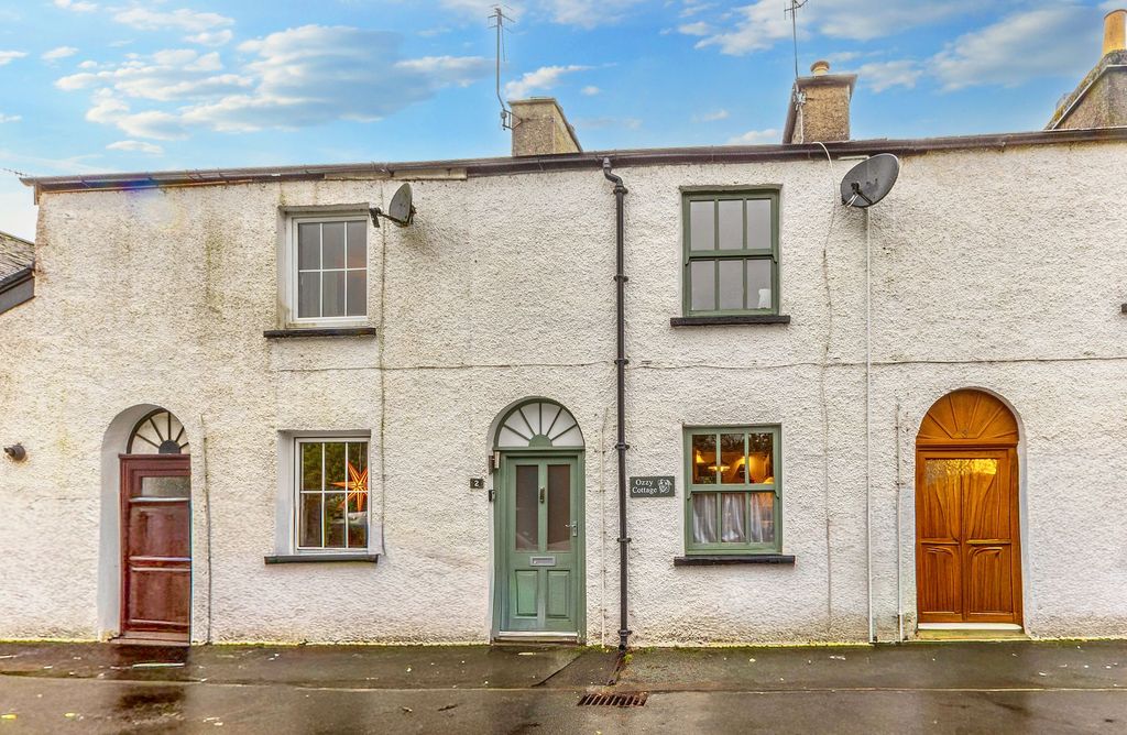 Property photo 1 of 14 Front Exterior