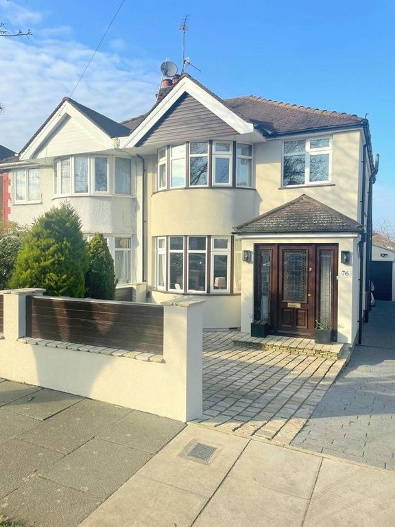 Property photo 1 of 34 Photo 33