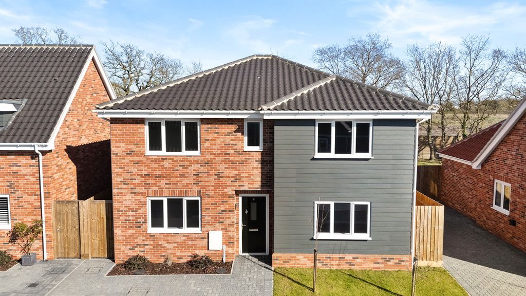 Property photo 1 of 23