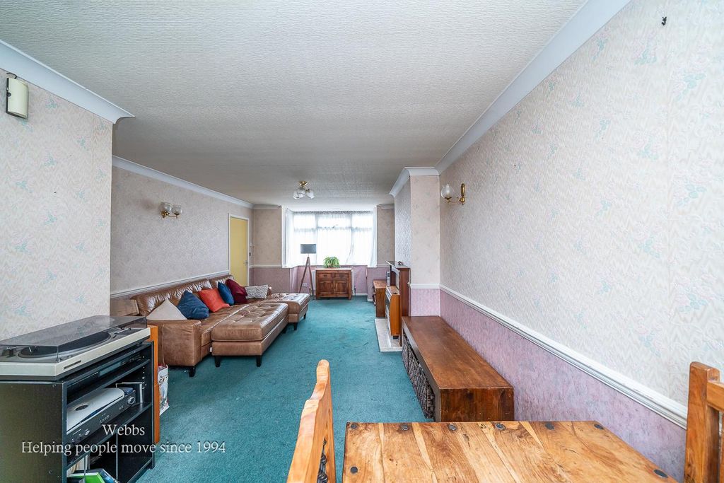 Property photo 3 of 24 Webbs-04929.Jpg