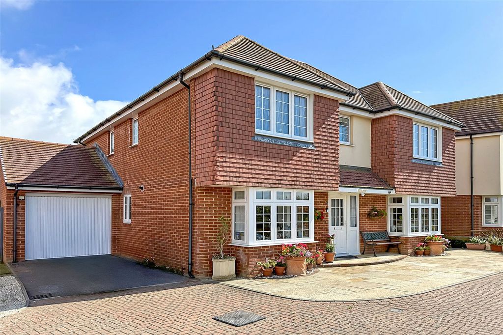 Property photo 1 of 29 Picture No. 17