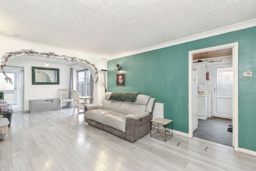 Property photo 2 of 15 Living Room