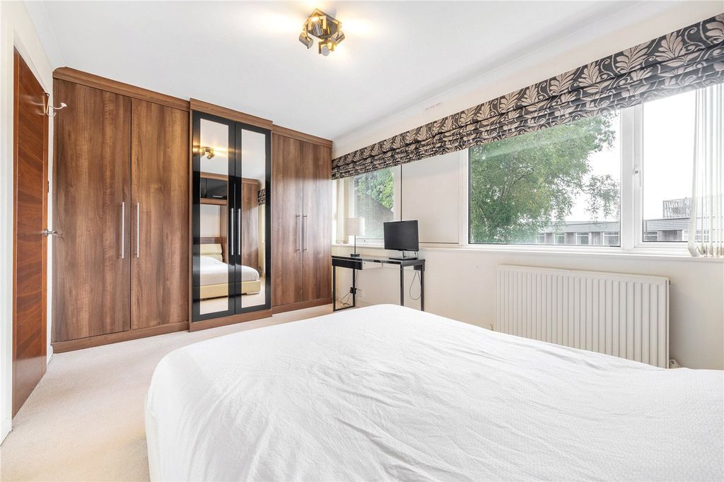 Property photo 3 of 14 Bedroom 3