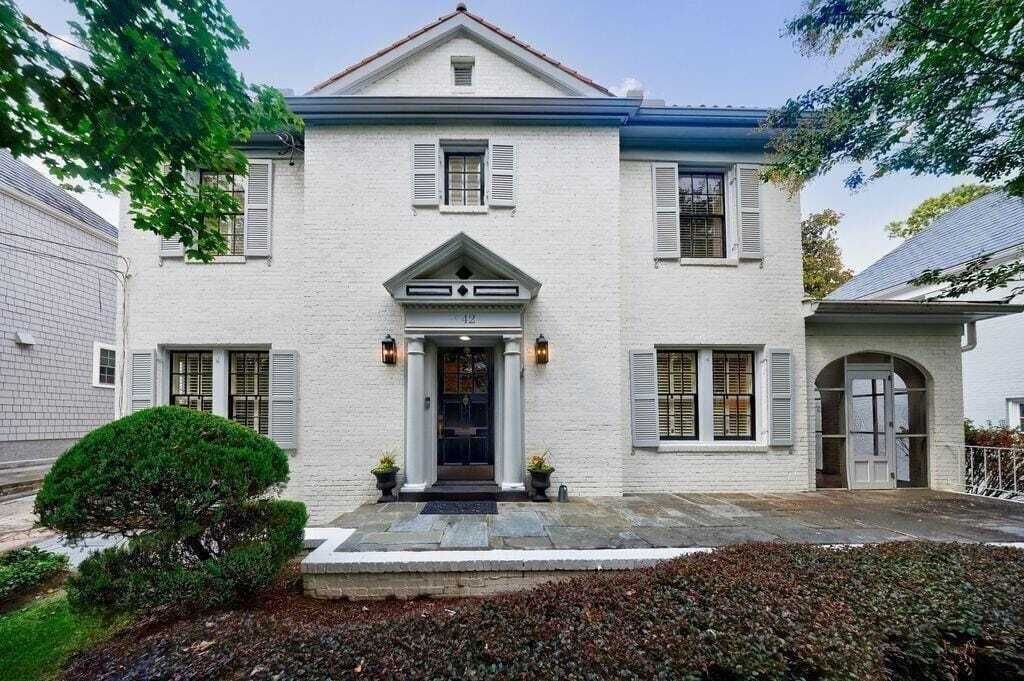 Property photo 1 of 31