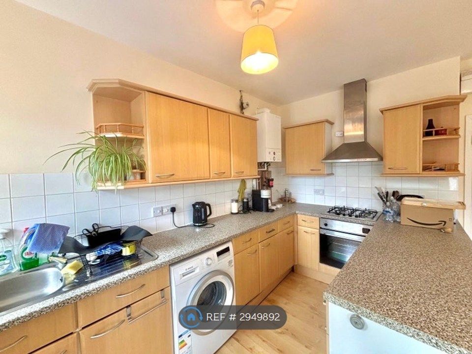 Property photo 2 of 5