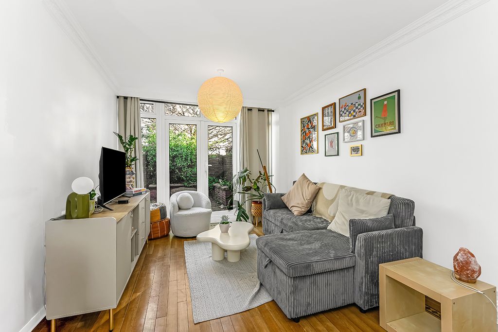 Property photo 2 of 15