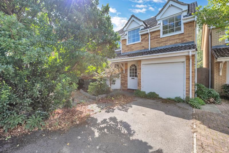 Property photo 1 of 21 Front
