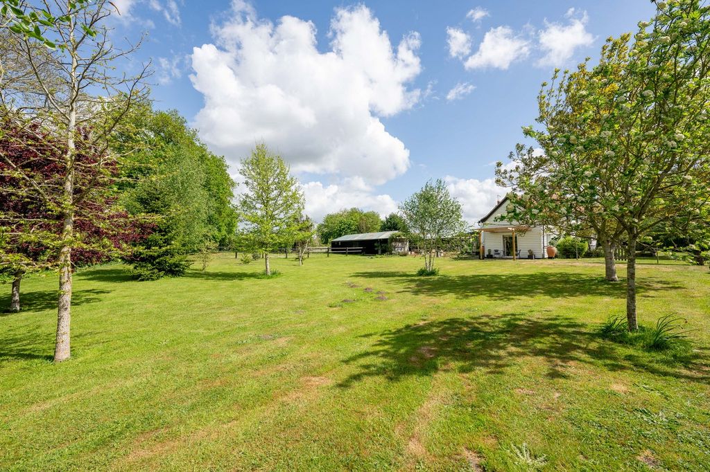 Property photo 3 of 30