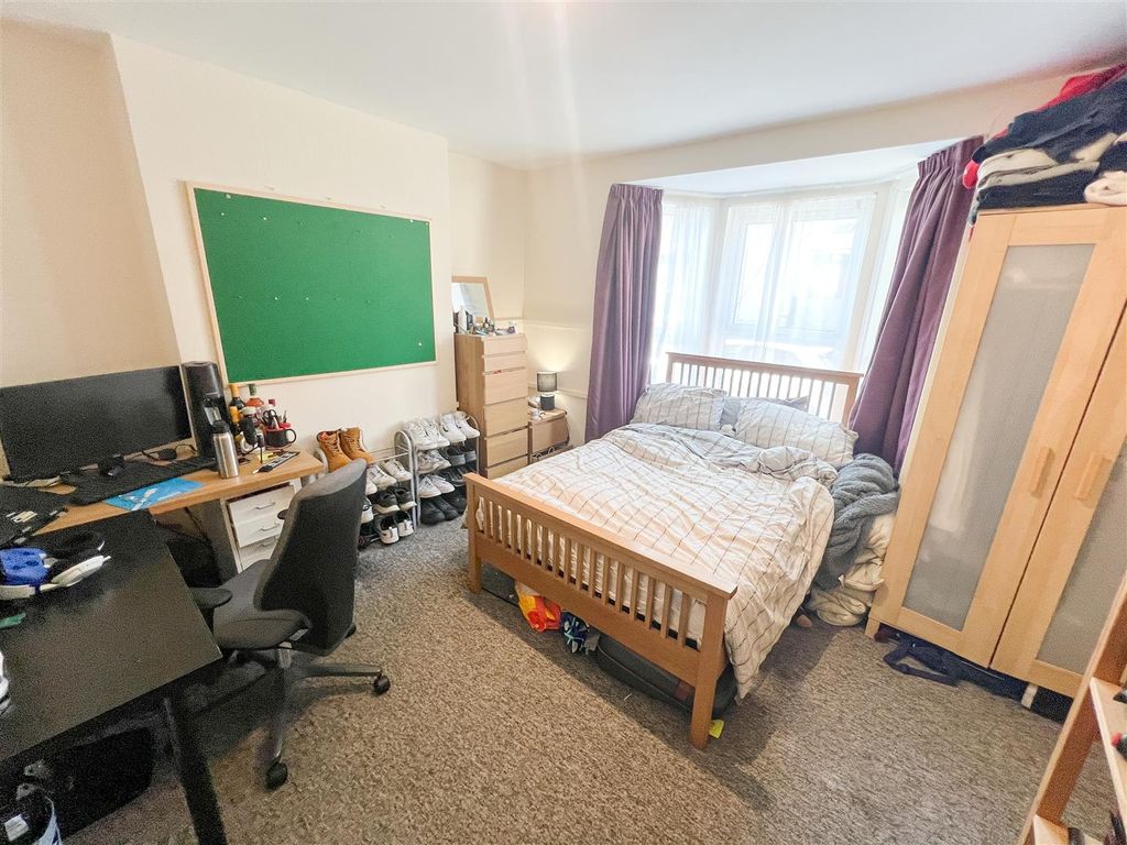 Property photo 3 of 8 Img_5589.Jpg