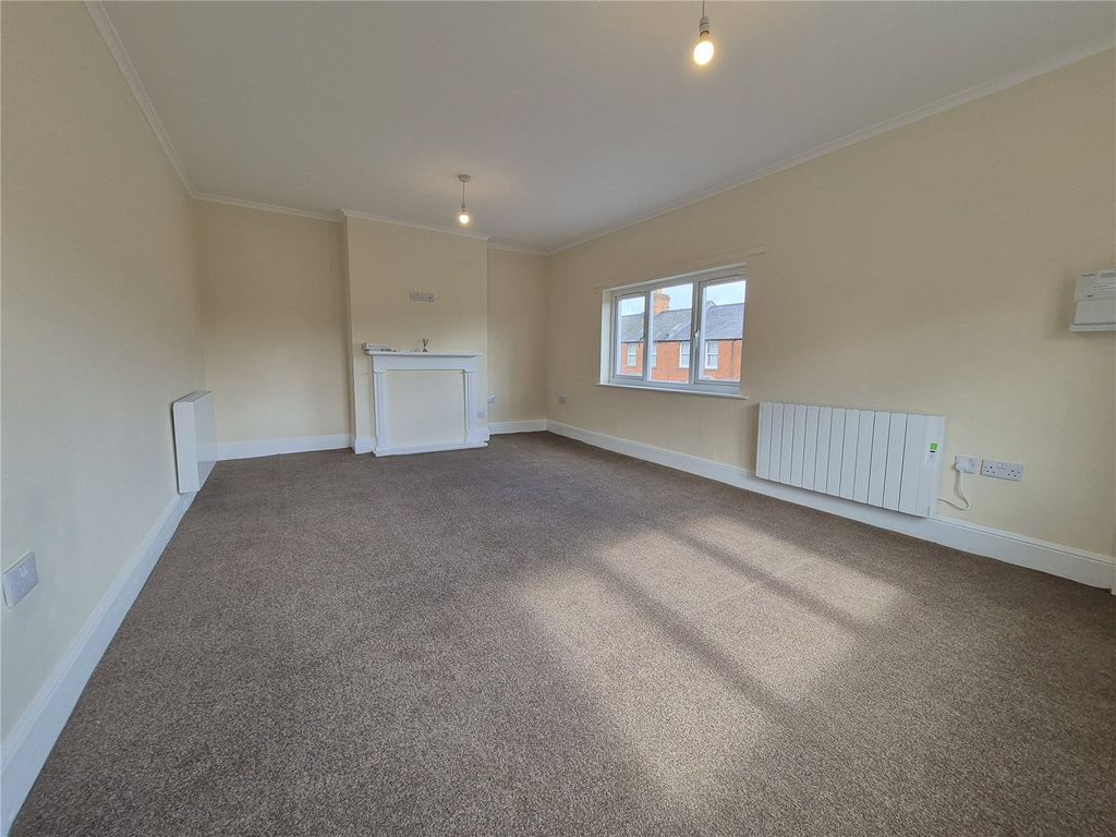 Property photo 3 of 6 Picture No. 02