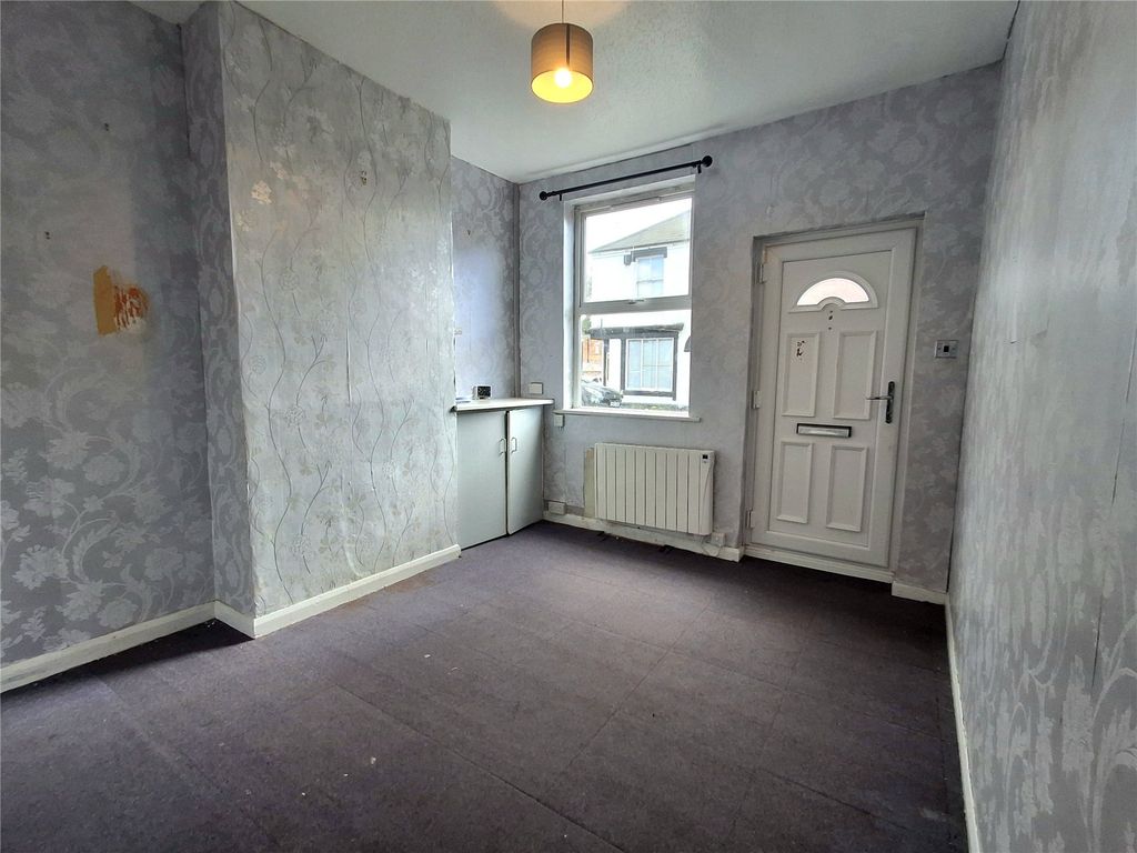 Property photo 2 of 12 Picture No. 05