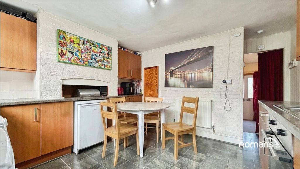 Property photo 2 of 10 Picture No. 19