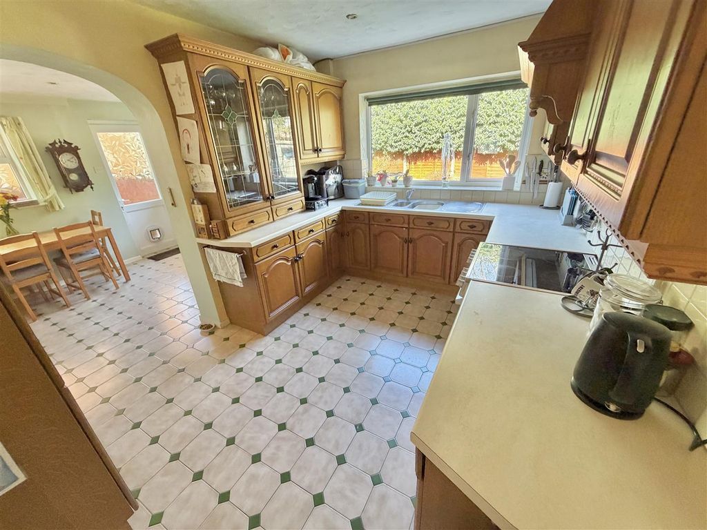 Property photo 3 of 32 Image 3