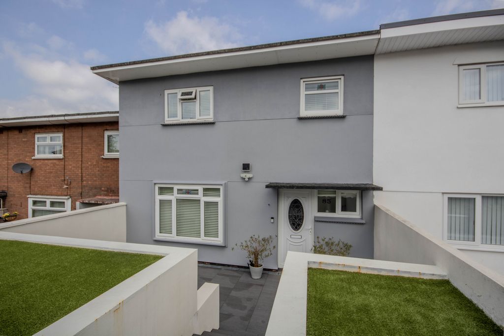 Property photo 1 of 25