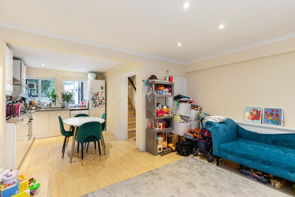 Property photo 3 of 15 Picture No. 15