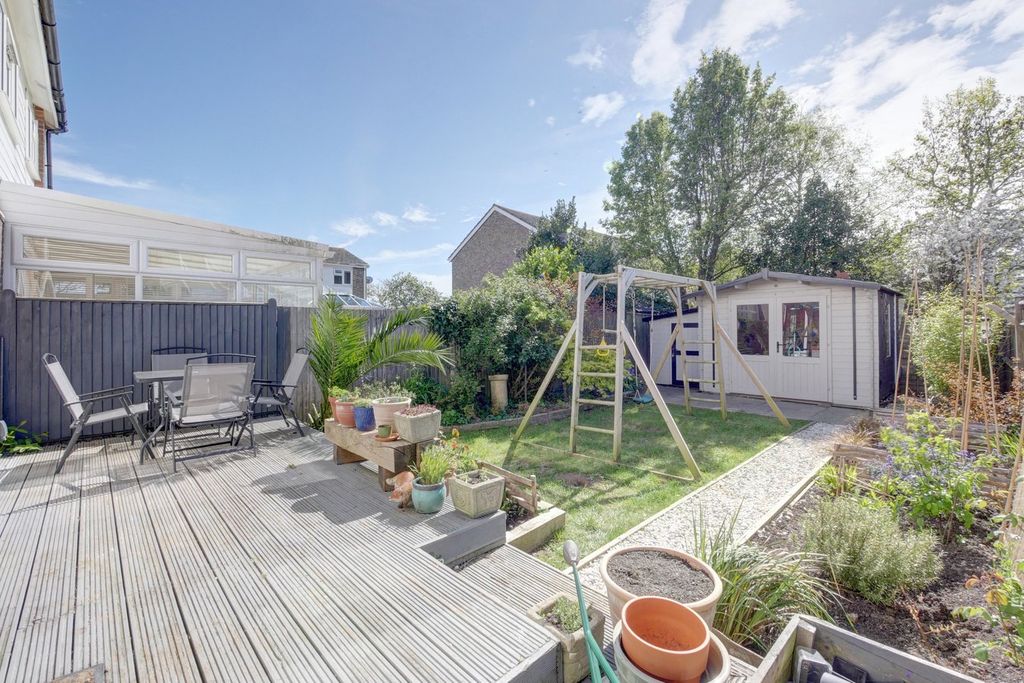 Property photo 2 of 29