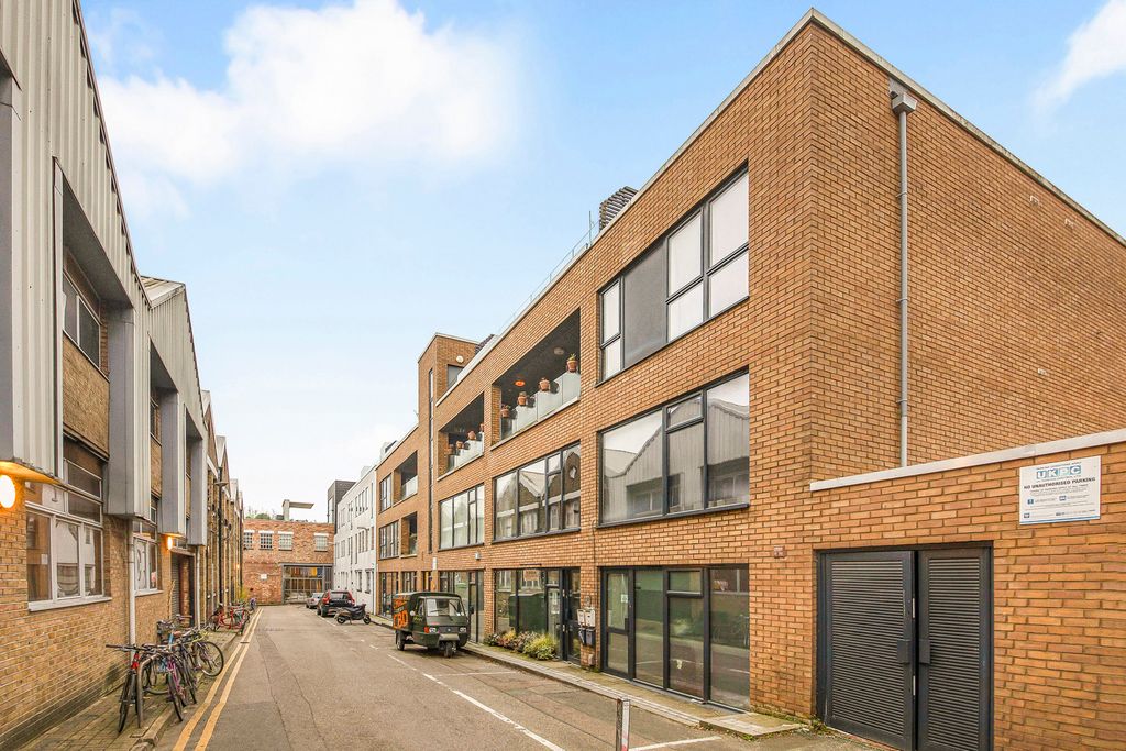 Property photo 1 of 10 Picture No. 06