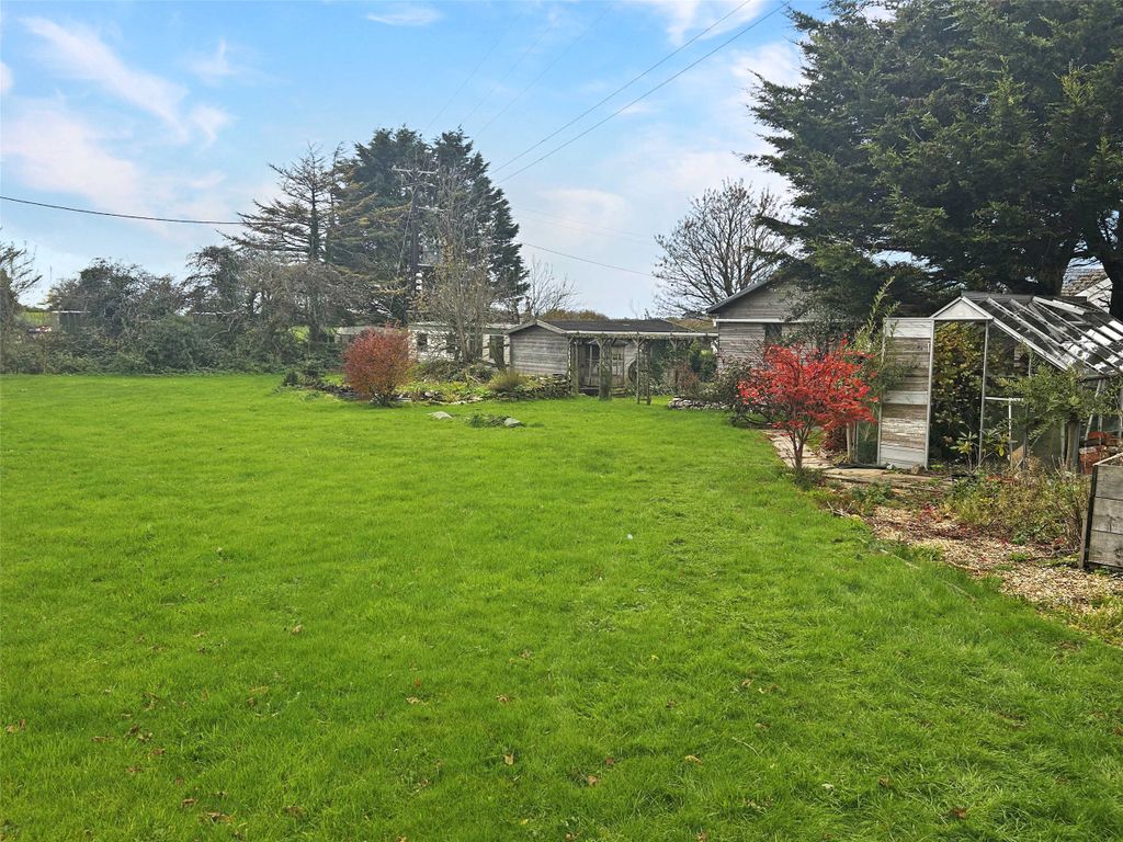 Property photo 3 of 16 Picture No. 06