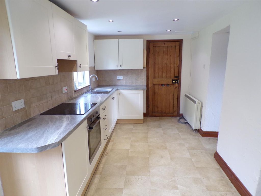 Property photo 2 of 7 Kitchen.Jpg