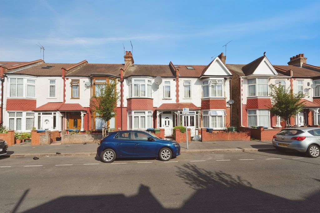 Property photo 1 of 14