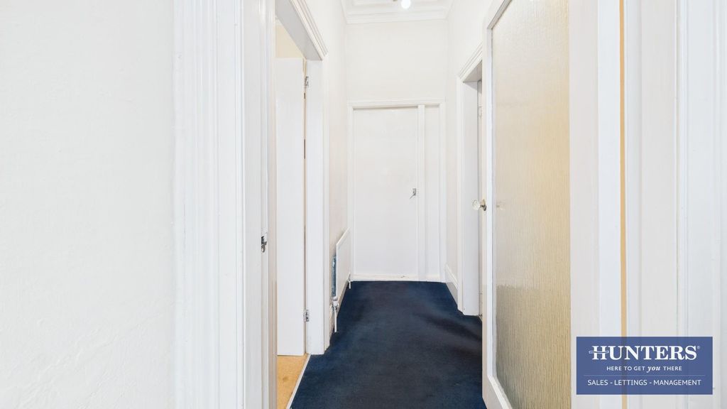 Property photo 2 of 15 Hallway