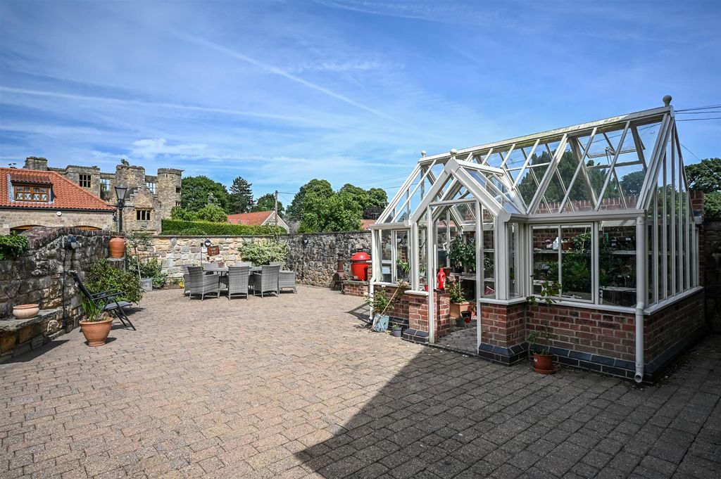 Property photo 3 of 46 Exterior And Gardens