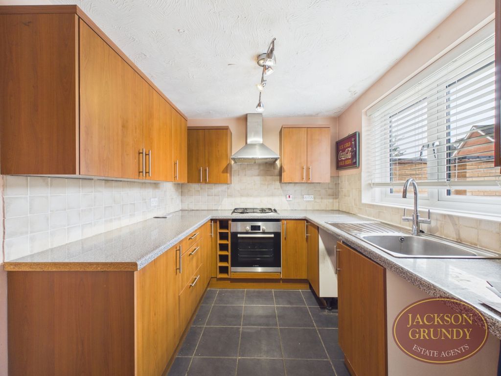 Property photo 3 of 12 Riverstone Way